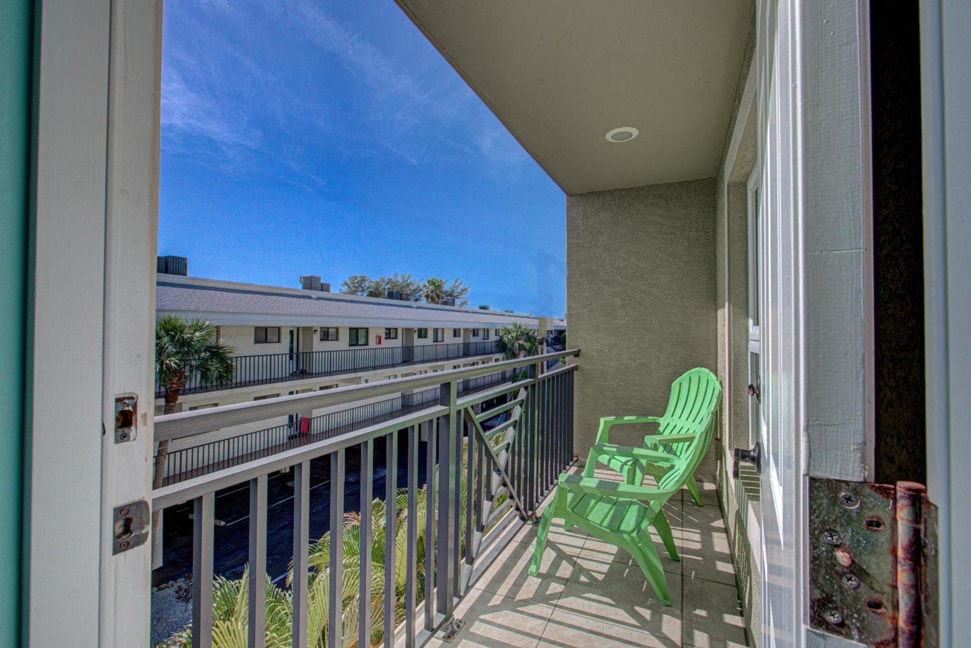 Anna Maria Island Beach Palace 브레이든턴비치 외부 사진